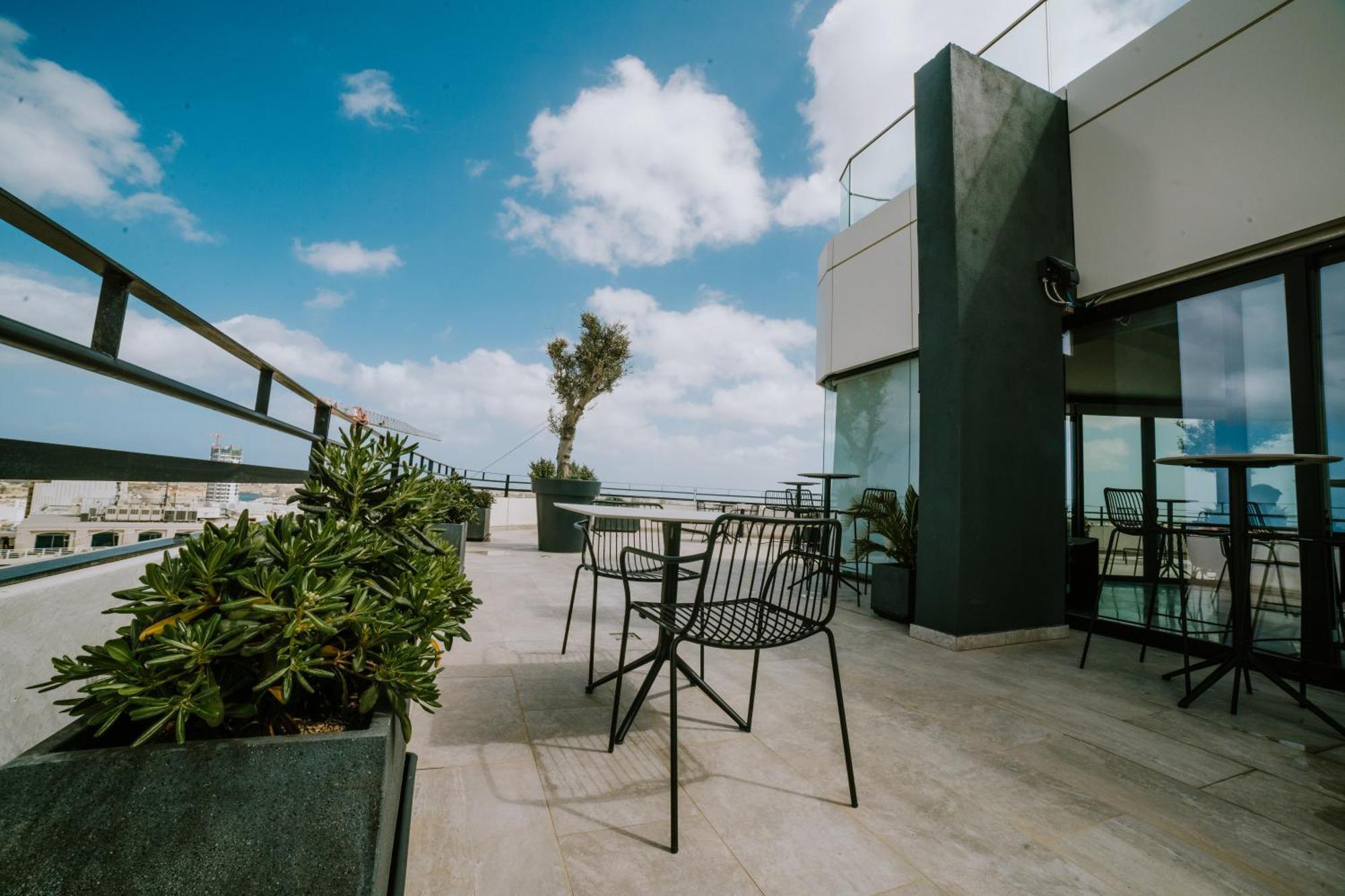 Park Heights By The Warren Collection Lägenhet Msida Exteriör bild
